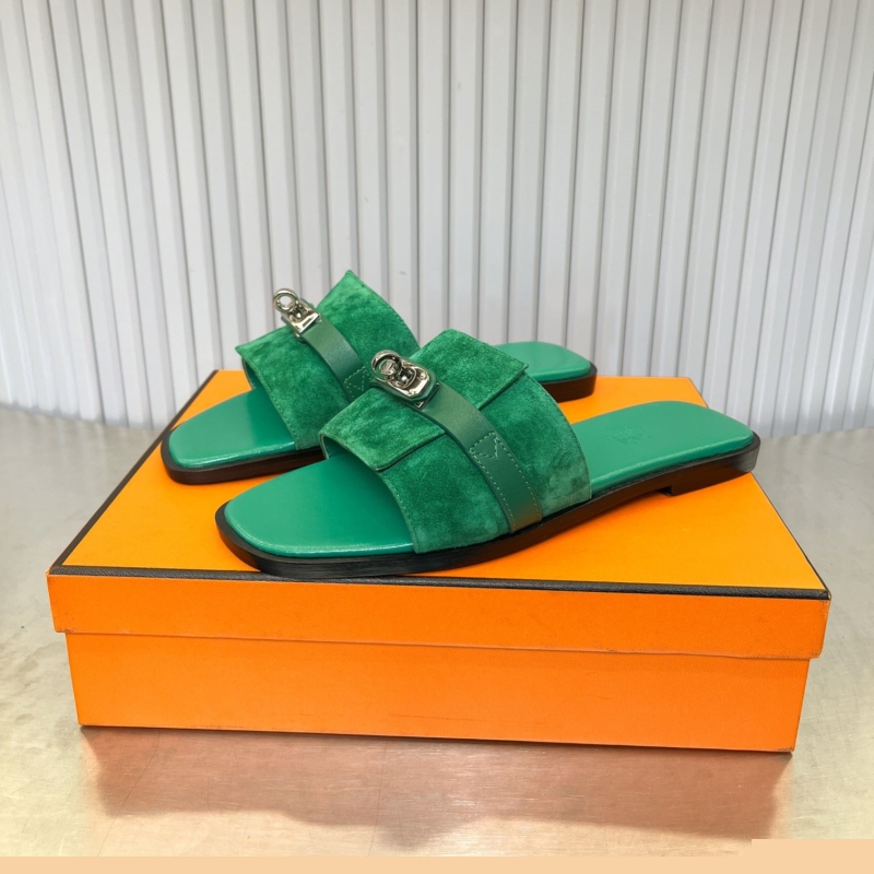 H**mes slippers